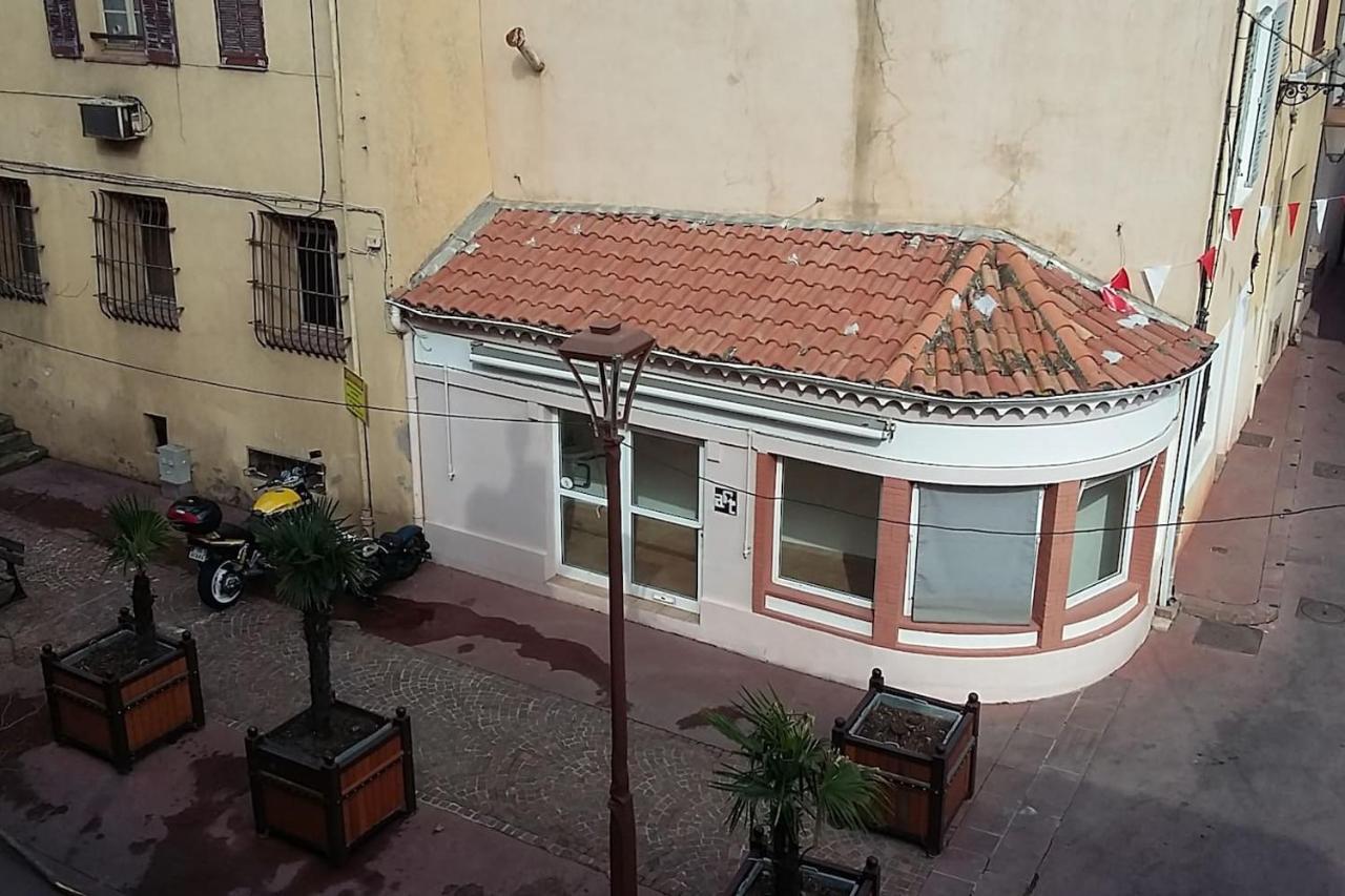 Magnifique Studio Au Coeur Historique De Frejus Exterior photo